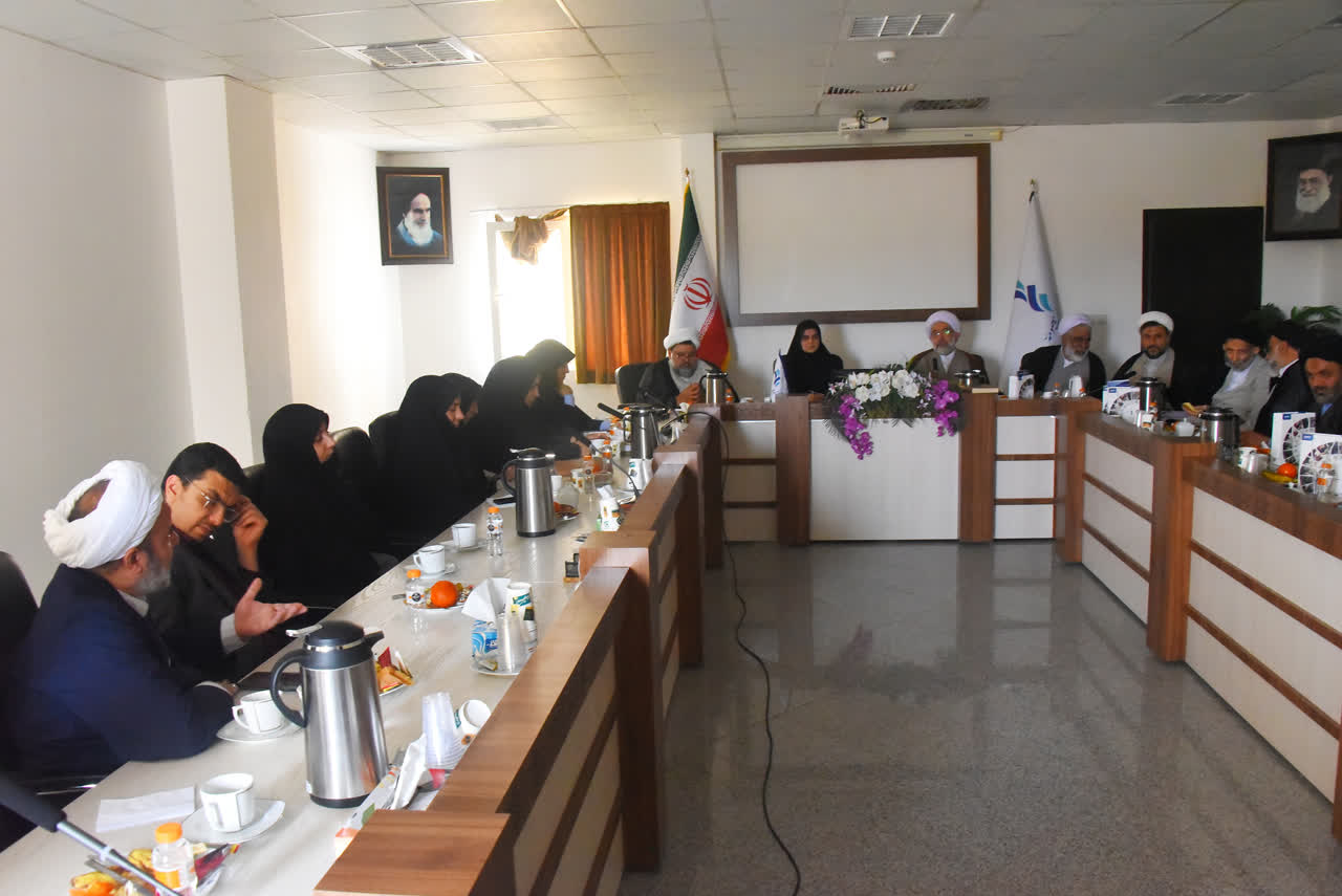 دیدار رئیس جامعه المصطفی با رییس دانشگاه حضرت معصومه)س(